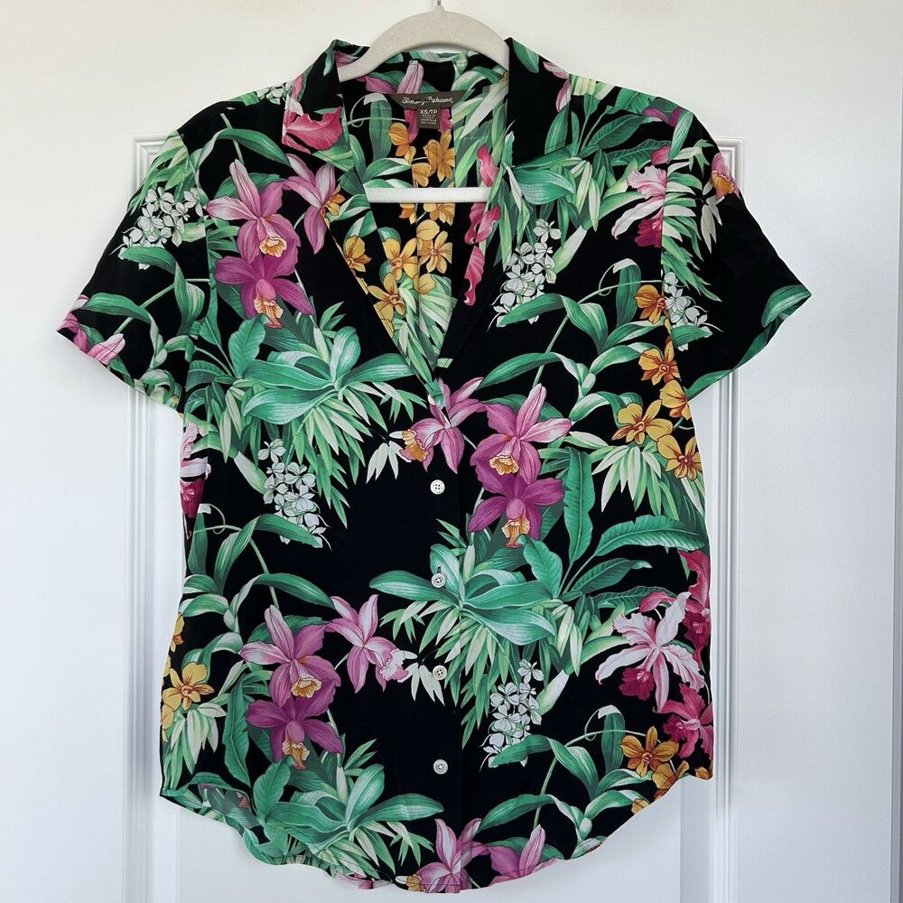 Tommy Bahama 100% Silk Shirt XS Floral Hawaiian Button Up Blouse Short Sleeve